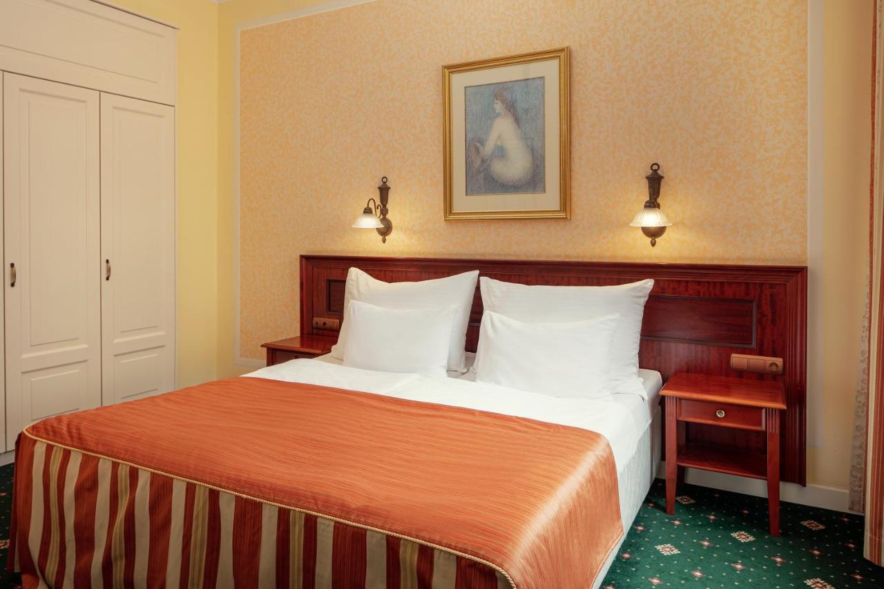 Humboldt Park Hotel & Spa Karlovy Vary Esterno foto