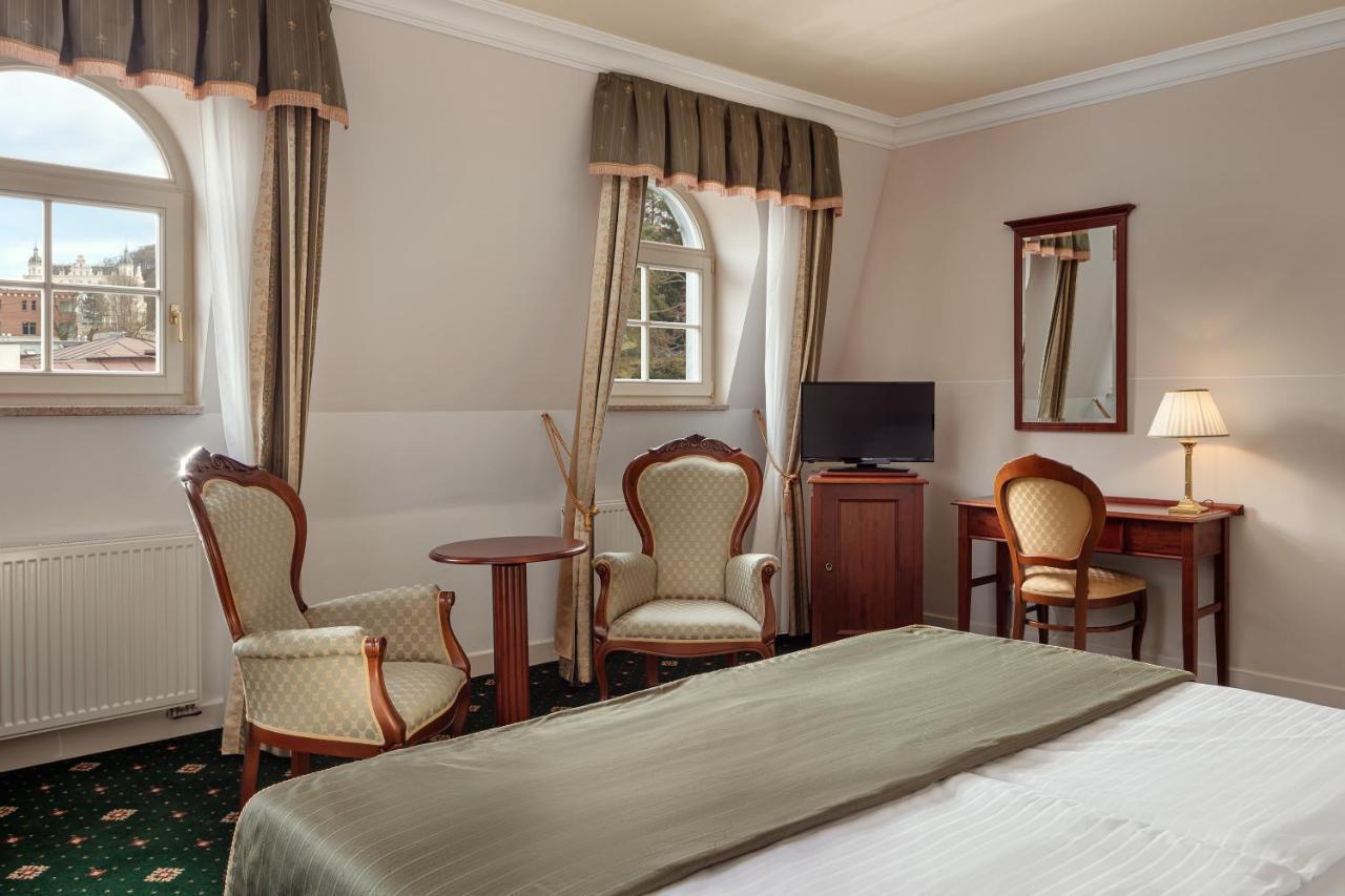 Humboldt Park Hotel & Spa Karlovy Vary Esterno foto