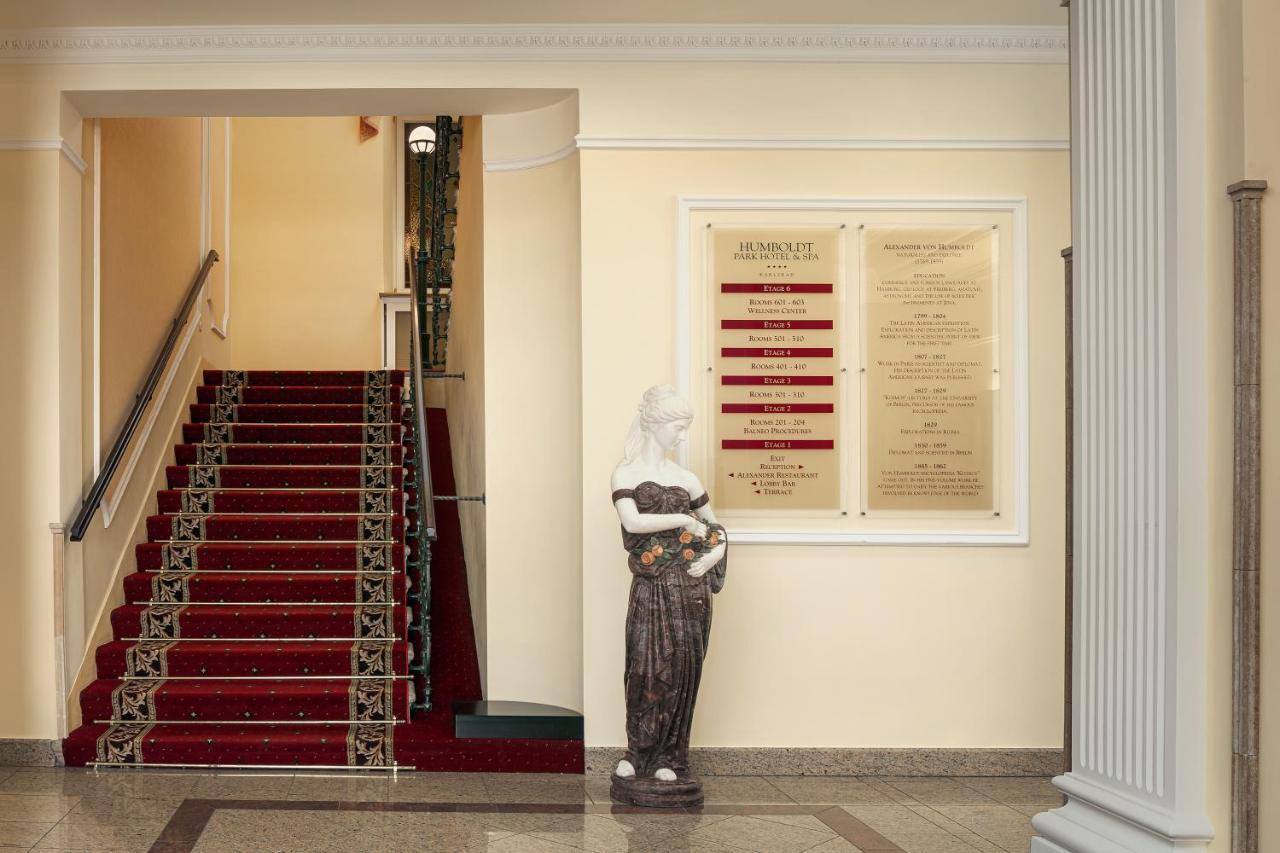 Humboldt Park Hotel & Spa Karlovy Vary Esterno foto