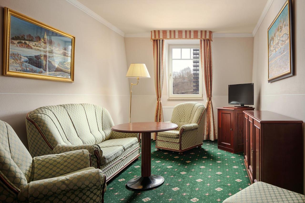 Humboldt Park Hotel & Spa Karlovy Vary Esterno foto