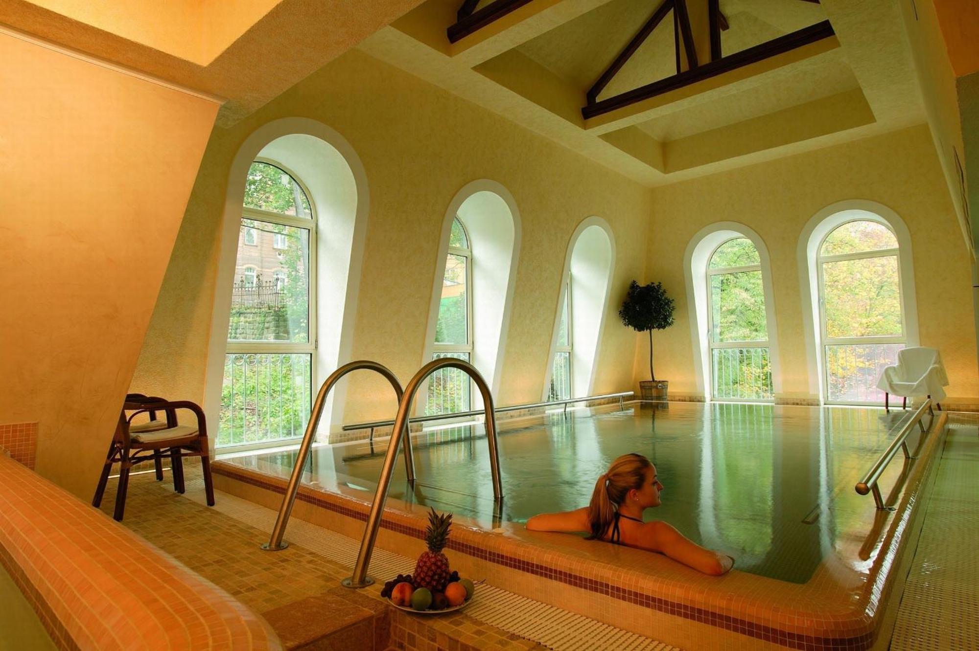 Humboldt Park Hotel & Spa Karlovy Vary Esterno foto